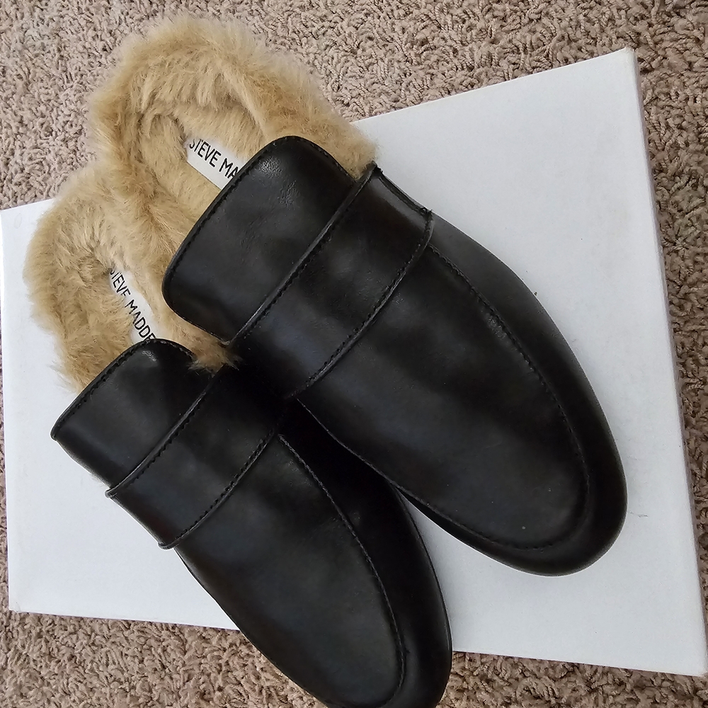 Steve Madden Men's Black Fur-Lined Loafers
